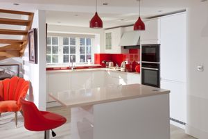 Kitchen- click for photo gallery